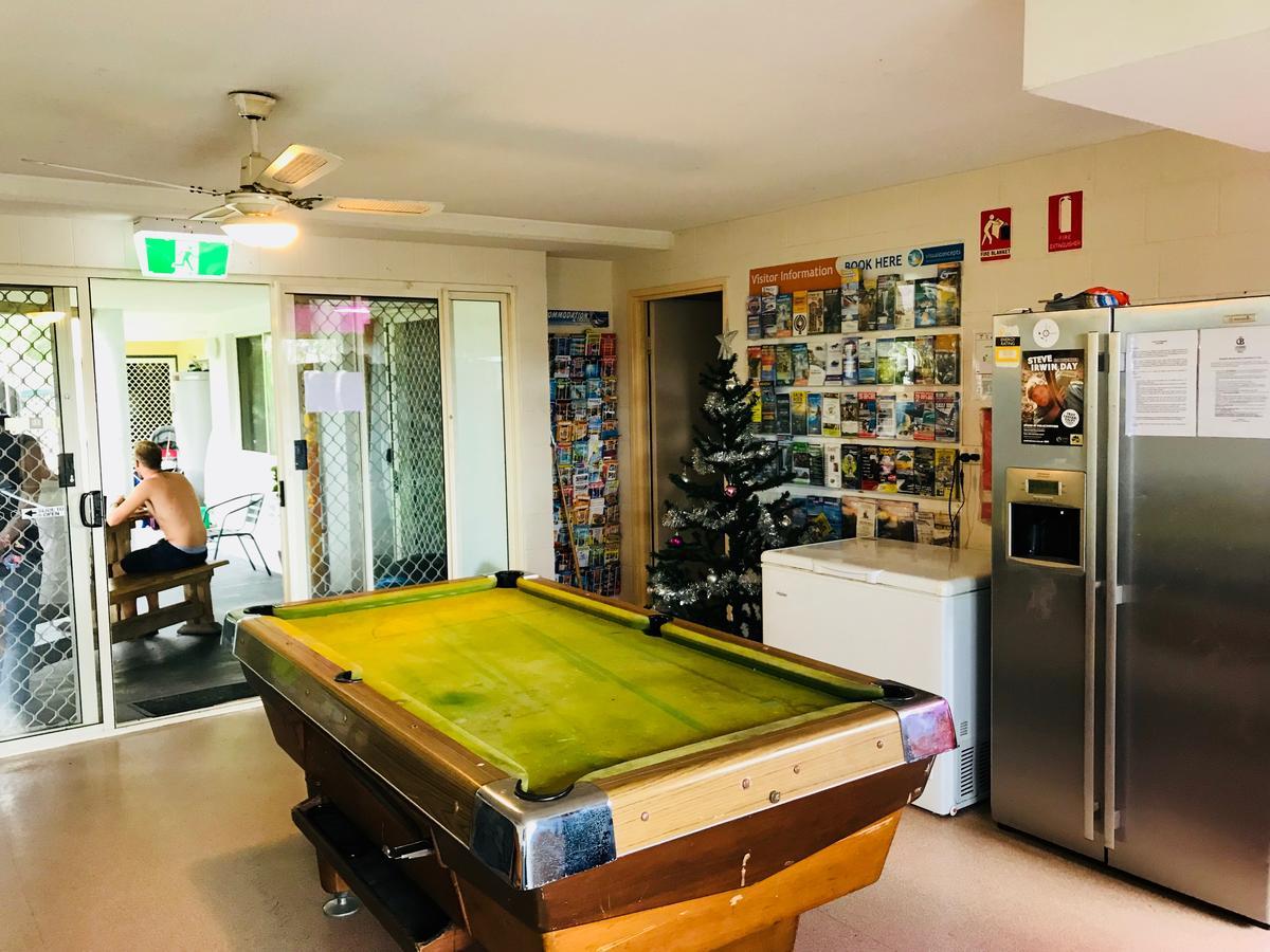 Caloundra Backpackers Hostel Eksteriør bilde